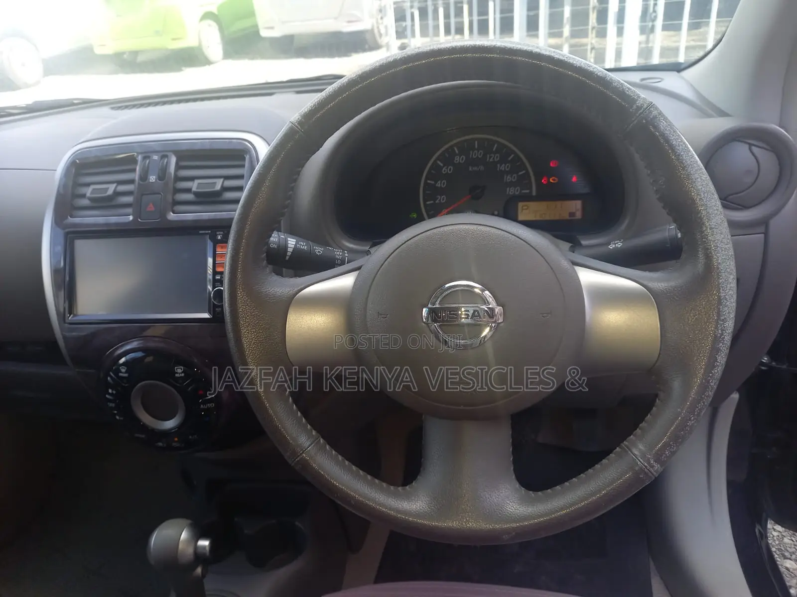 Nissan March 1.2 FWD 2016 Purple