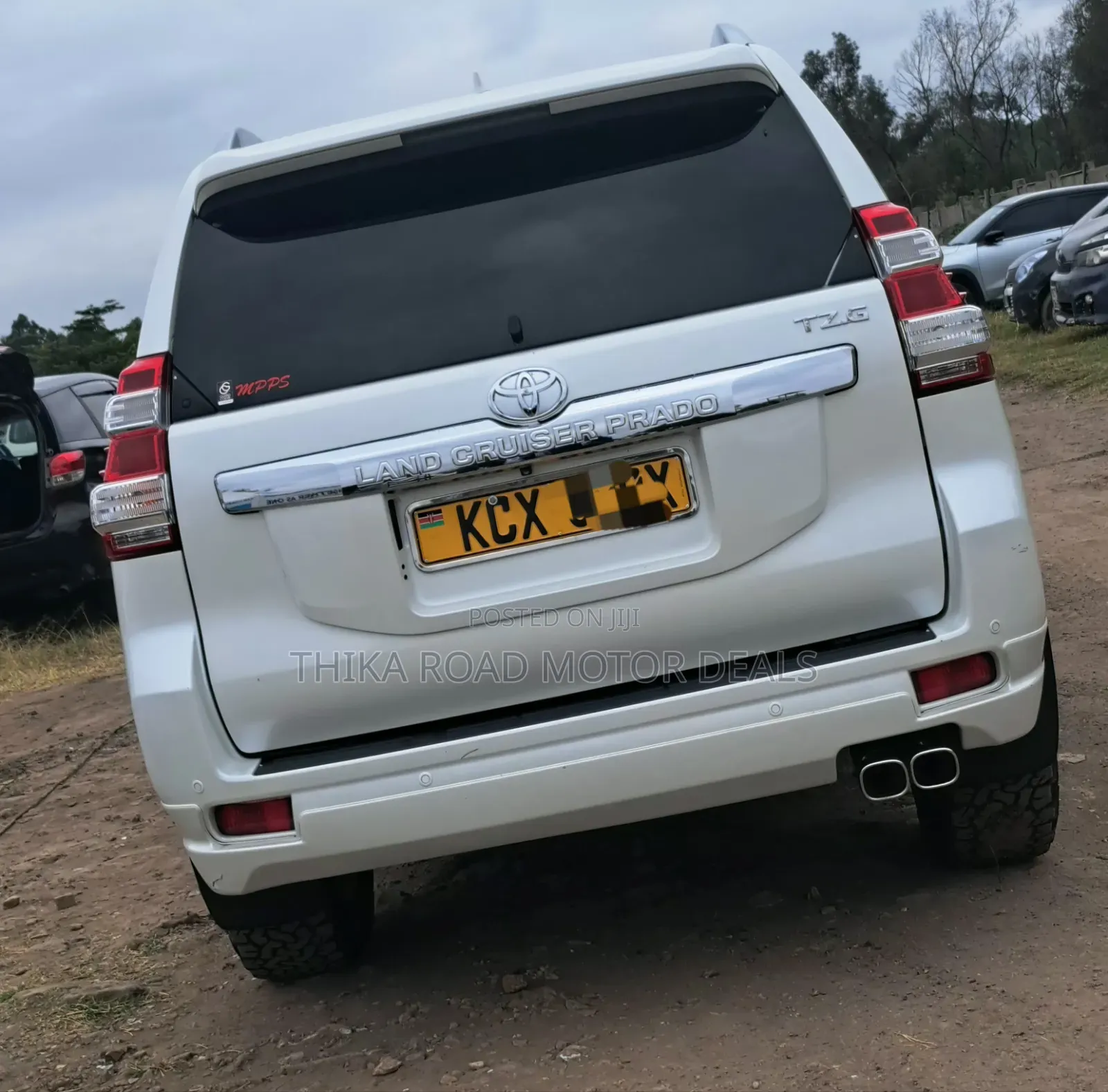 Toyota Land Cruiser Prado 2015 White