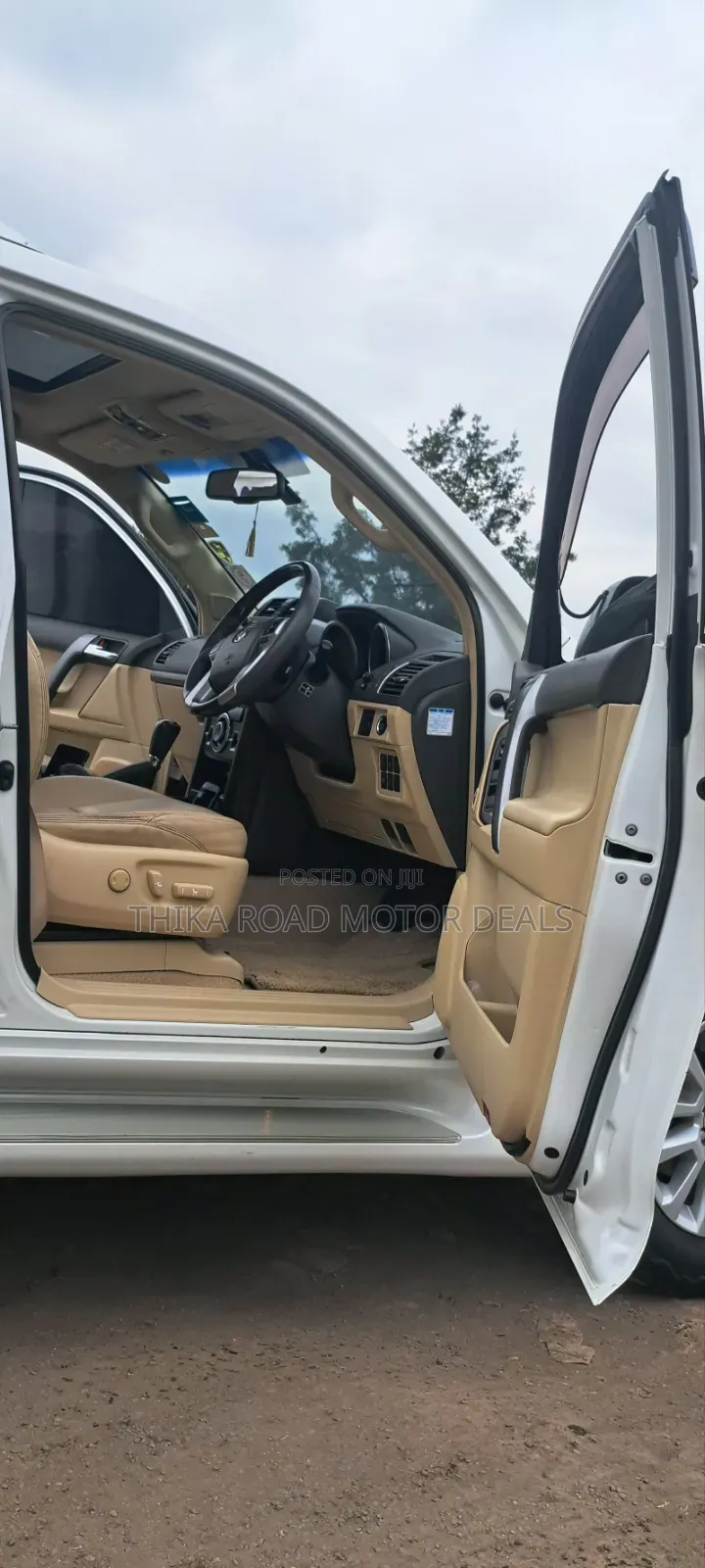 Toyota Land Cruiser Prado 2015 White