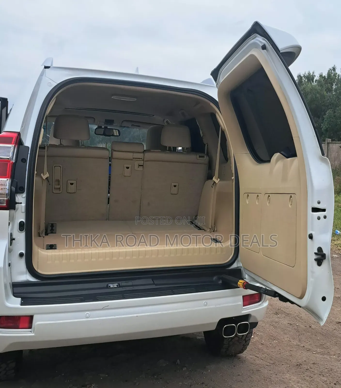 Toyota Land Cruiser Prado 2015 White