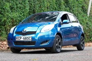 Toyota Vitz 2011 Blue