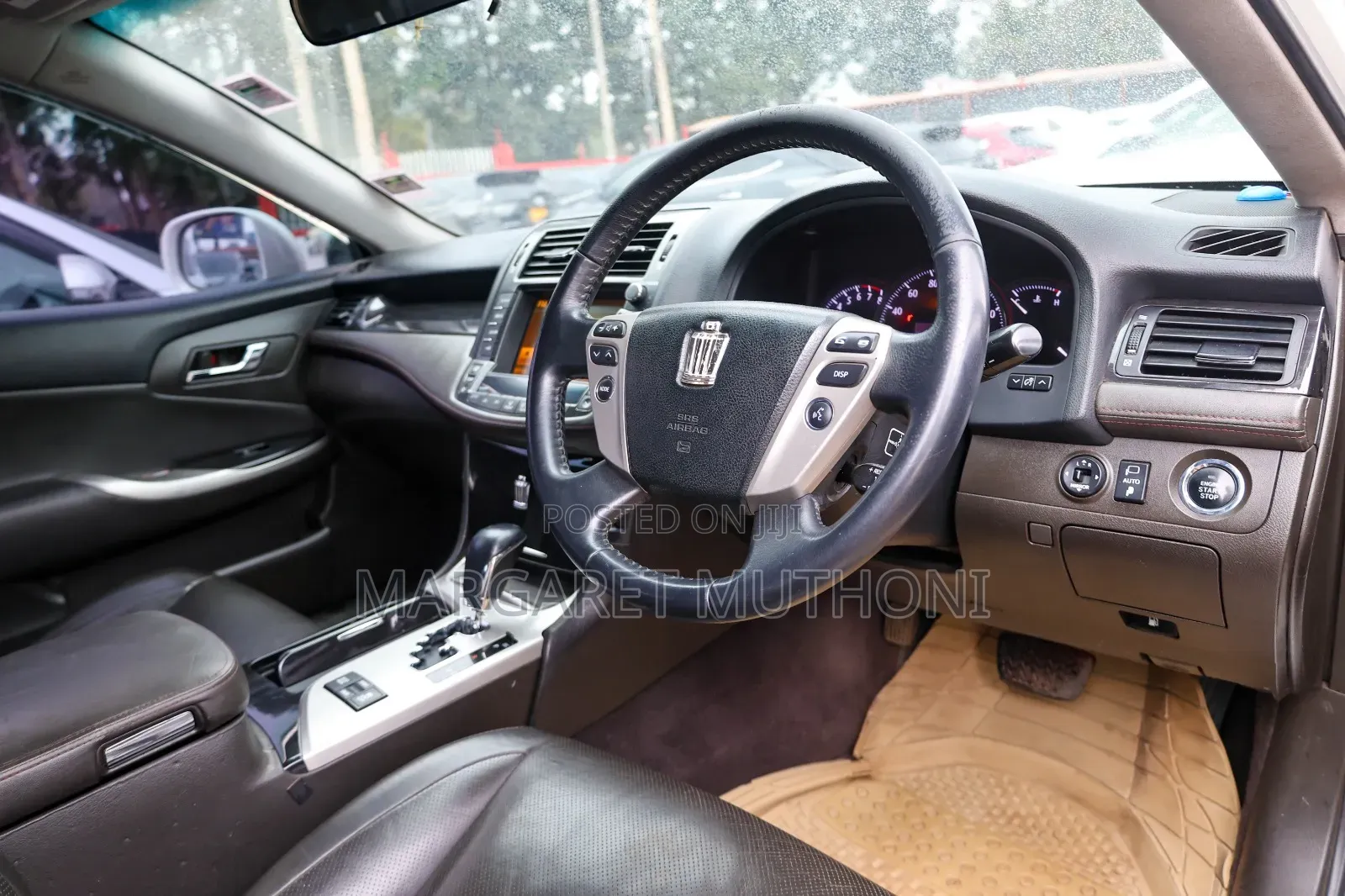 Toyota Crown 2011 White