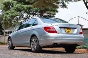 Mercedes-Benz C180 2014 Silver