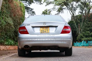 Mercedes-Benz C180 2014 Silver