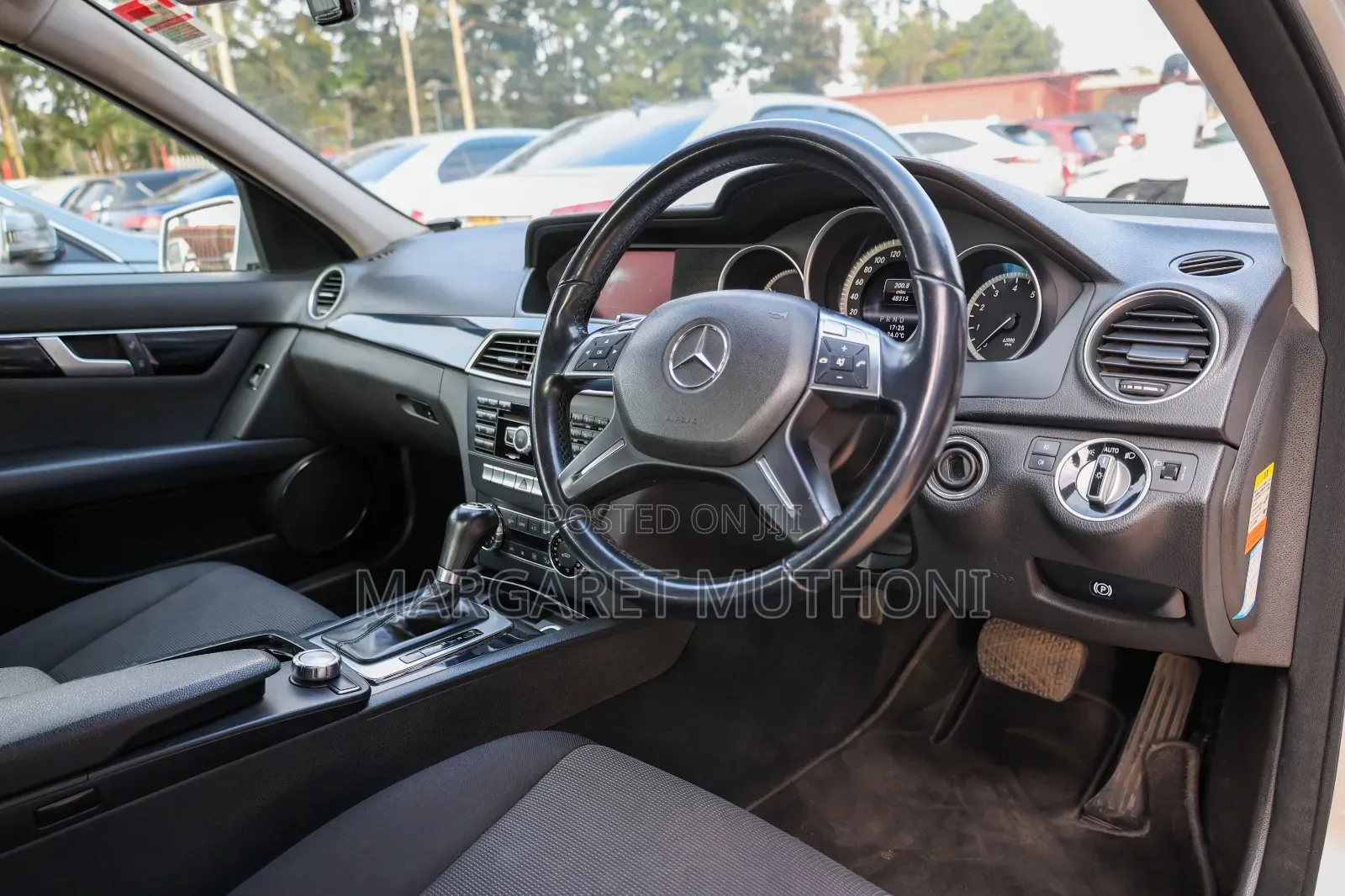 Mercedes-Benz C180 2014 Silver