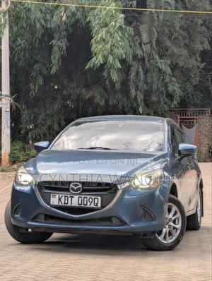 Mazda Demio 2017 Blue