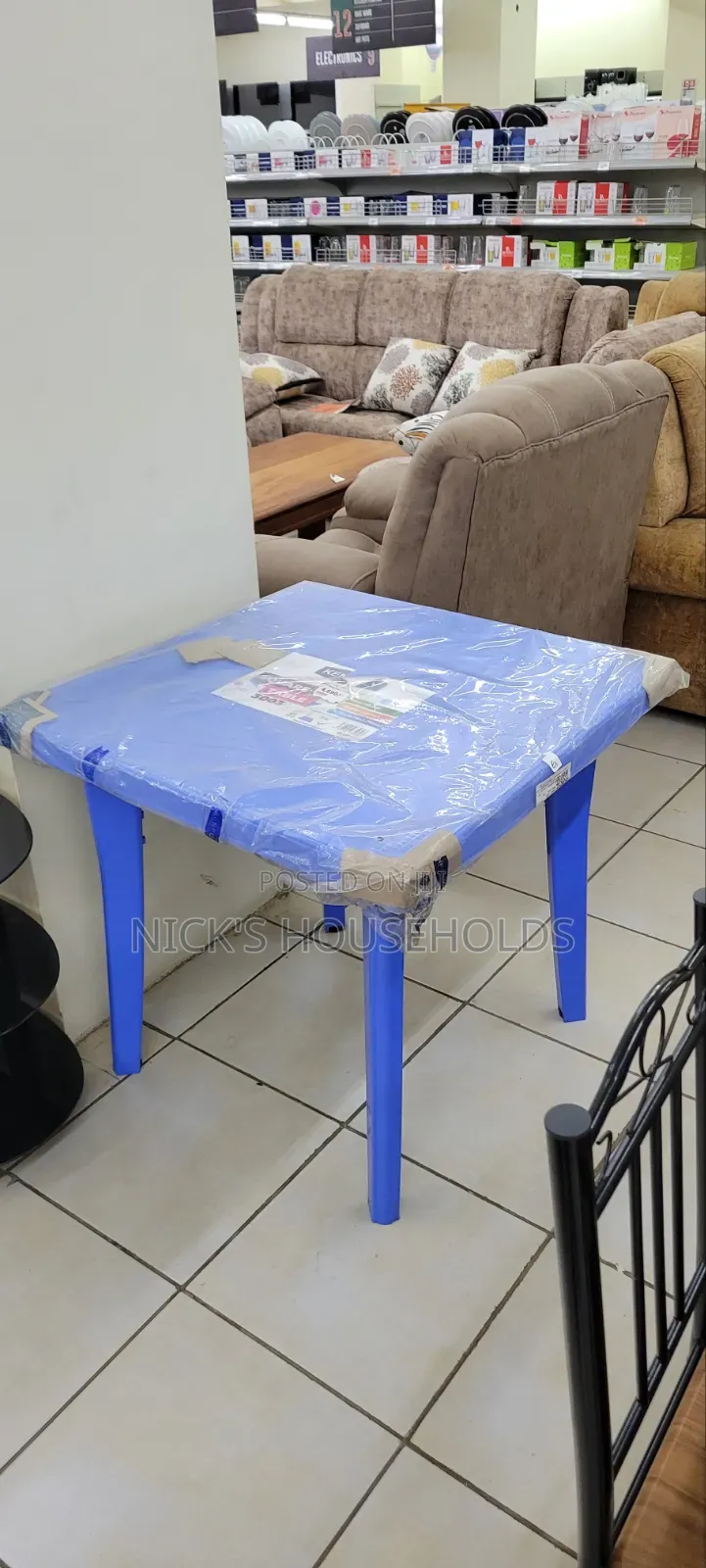 Square Plastic Table, Heavy Duty Plastic Table