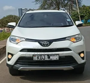 Toyota RAV4 2015 White