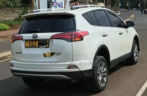 Toyota RAV4 2015 White
