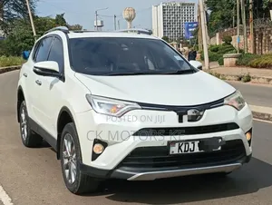 Toyota RAV4 2015 White