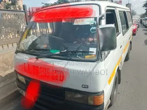 Nissan Caravan (Urvan) 1996 White
