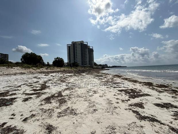 Prime 5acres Beachfront Nyali - thumbnail 7