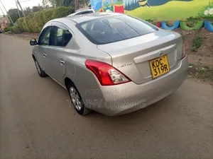 Nissan Latio 1.2 2014 Silver