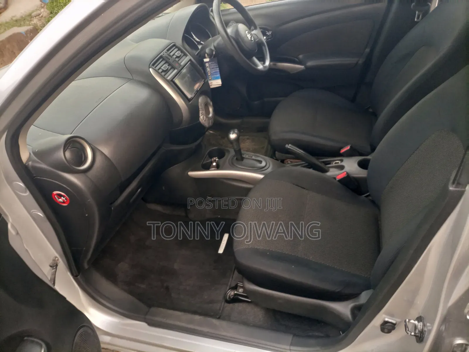 Nissan Latio 1.2 2014 Silver