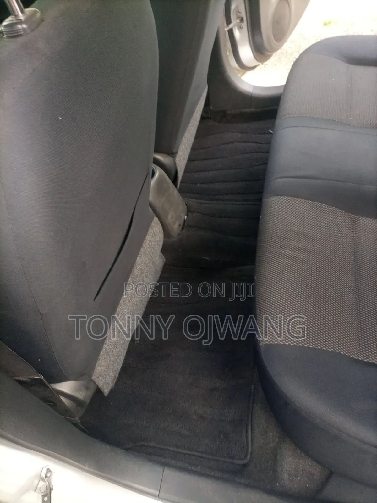 Nissan Latio 1.2 2014 Silver