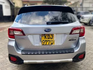 Subaru Outback 2.5i AWD 2016 Silver