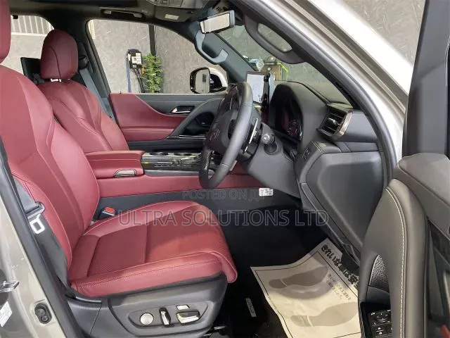 Lexus LX 2024 Gray