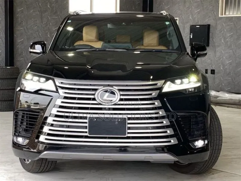 Lexus LX 2022 Black