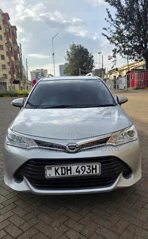 Toyota Corolla Fielder 1.5 Petrol FWD 2015 Silver