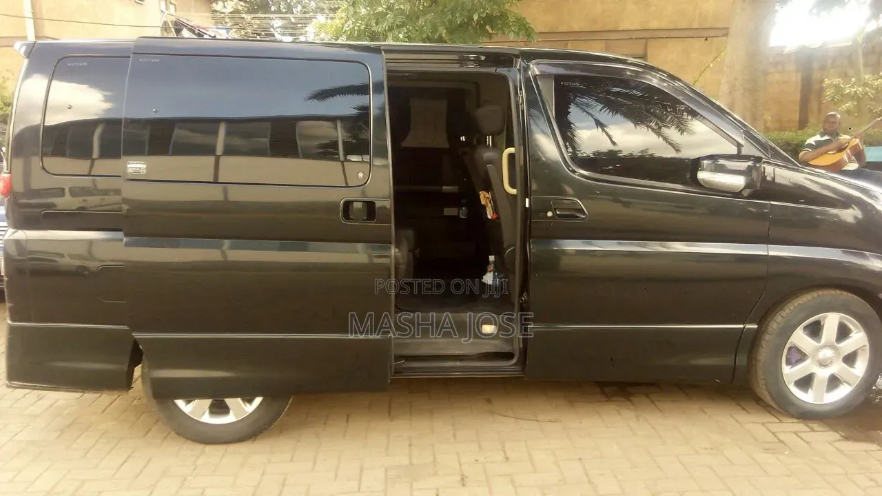 Nissan Elgrand 2012 Black