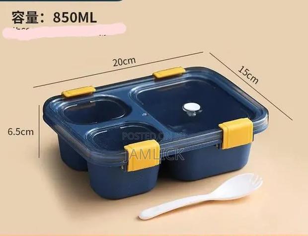 Snap Lock 3-Compartment Bento Lunch Box With Spoon – Hk - thumbnail 2