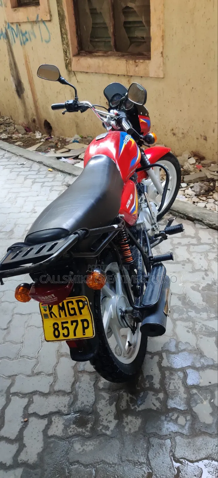 Bajaj Boxer X125 2023 Red