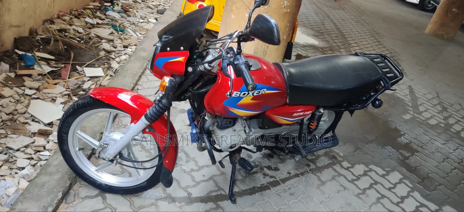 Bajaj Boxer X125 2023 Red