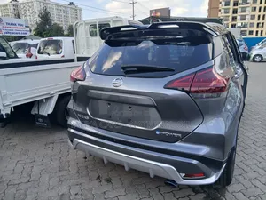 Nissan Kicks 2020 Gray