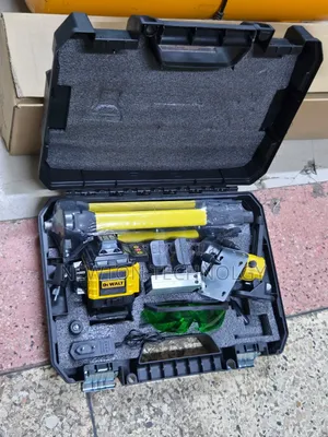 Dewalt Lasser Level 
With Stand