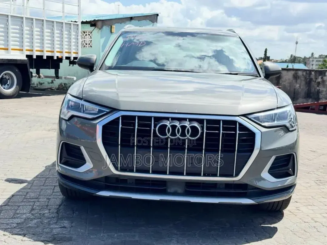 Audi Q3 35 TFSI S edition 2020 Gray 