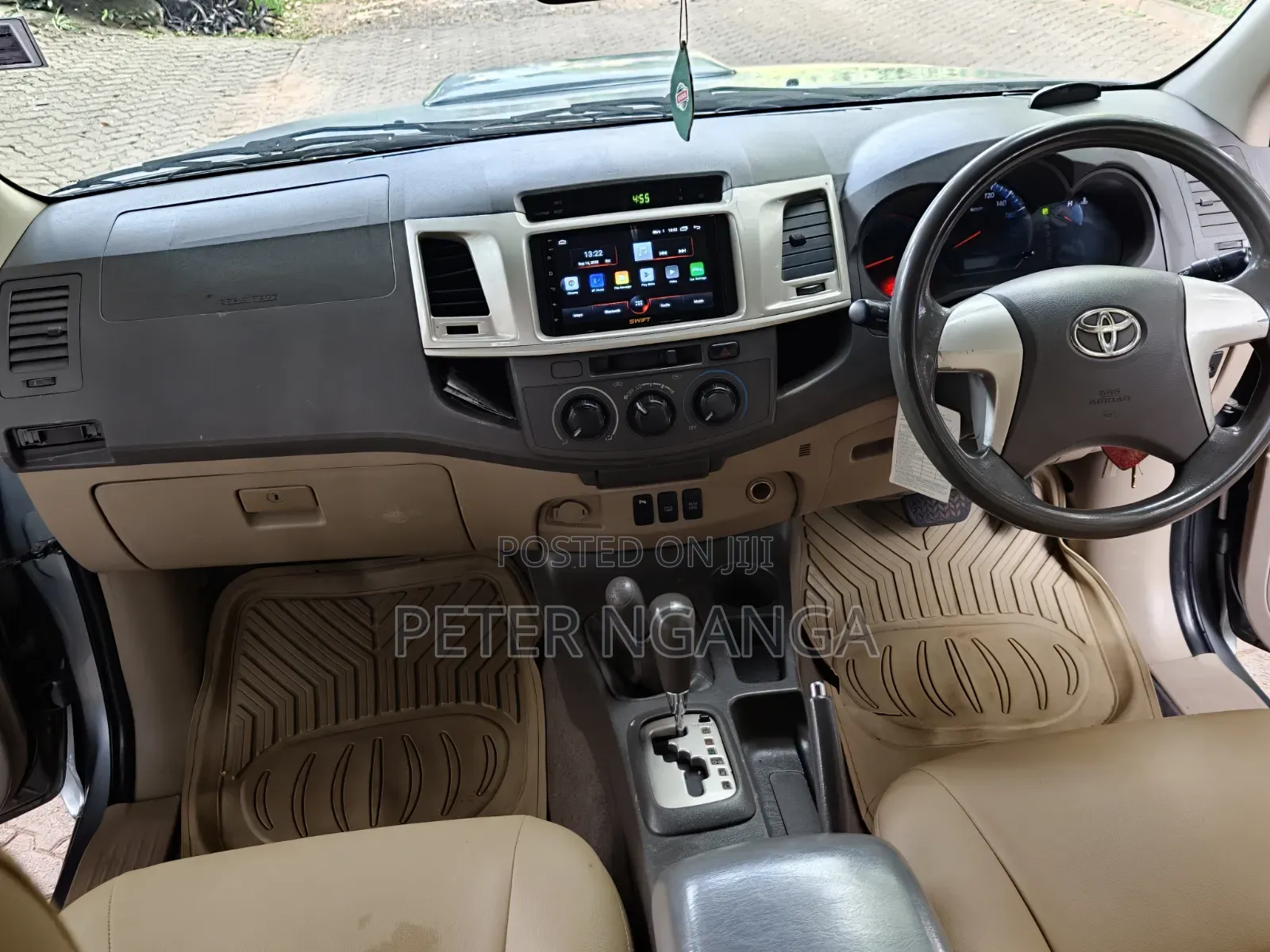 Toyota Fortuner 2014 Gold