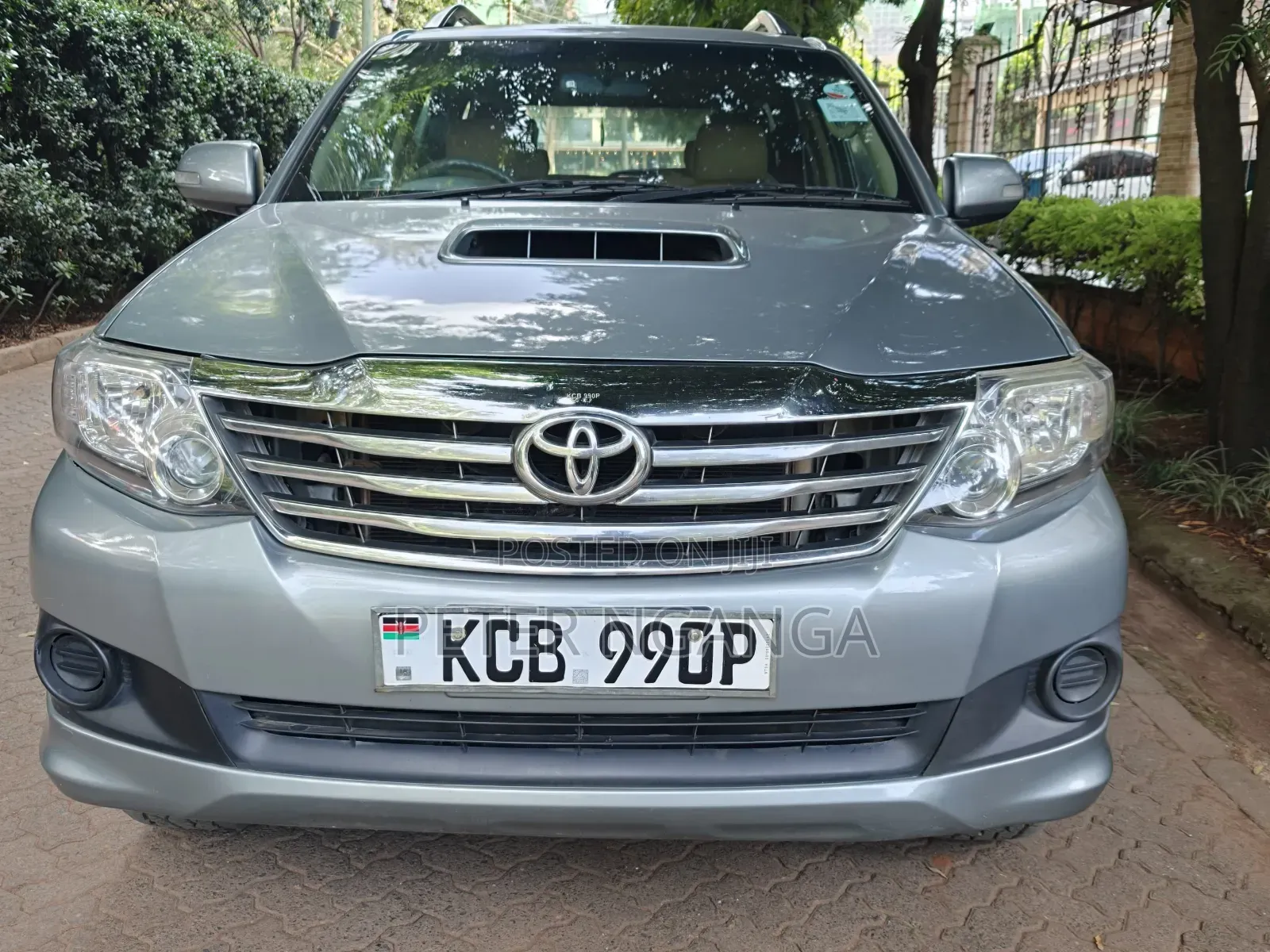 Toyota Fortuner 2014 Gold