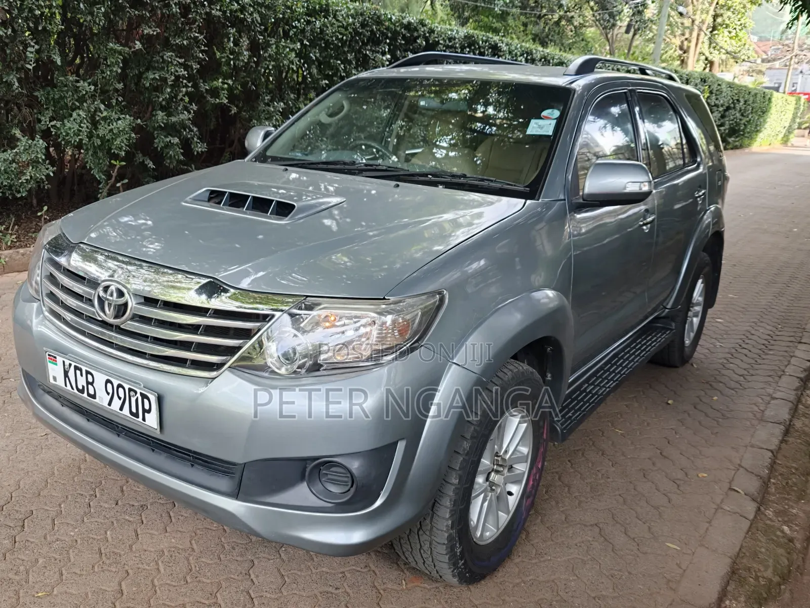 Toyota Fortuner 2014 Gold