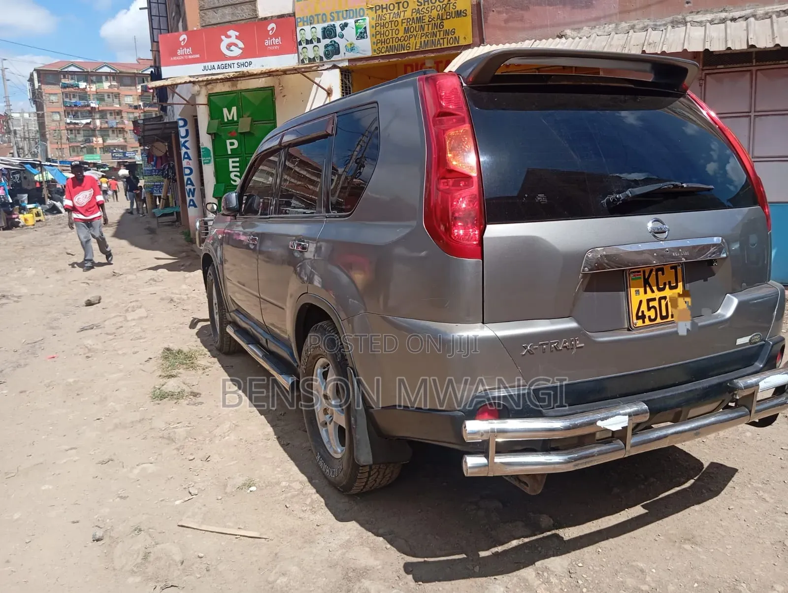 Nissan X-Trail 2010 Gray