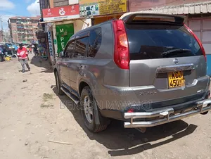Nissan X-Trail 2010 Gray