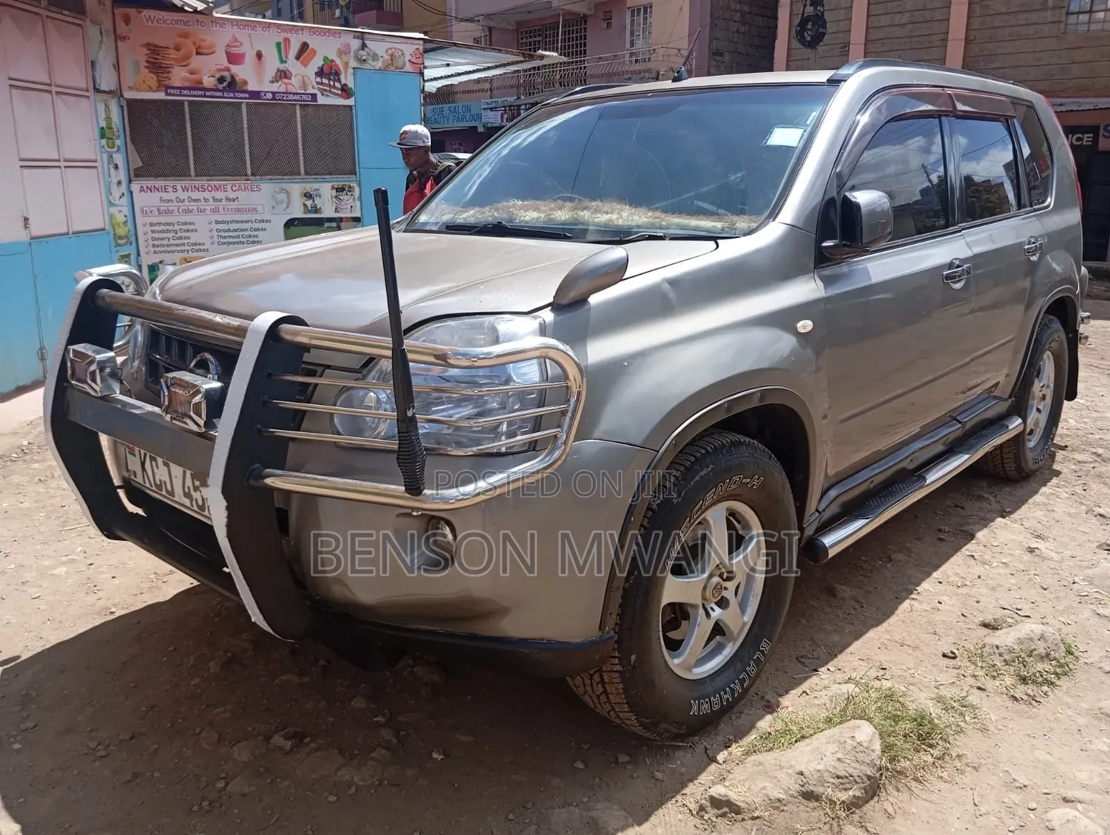 Nissan X-Trail 2010 Gray