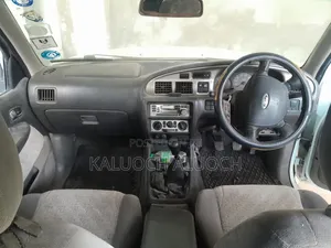 Ford Everest 2005