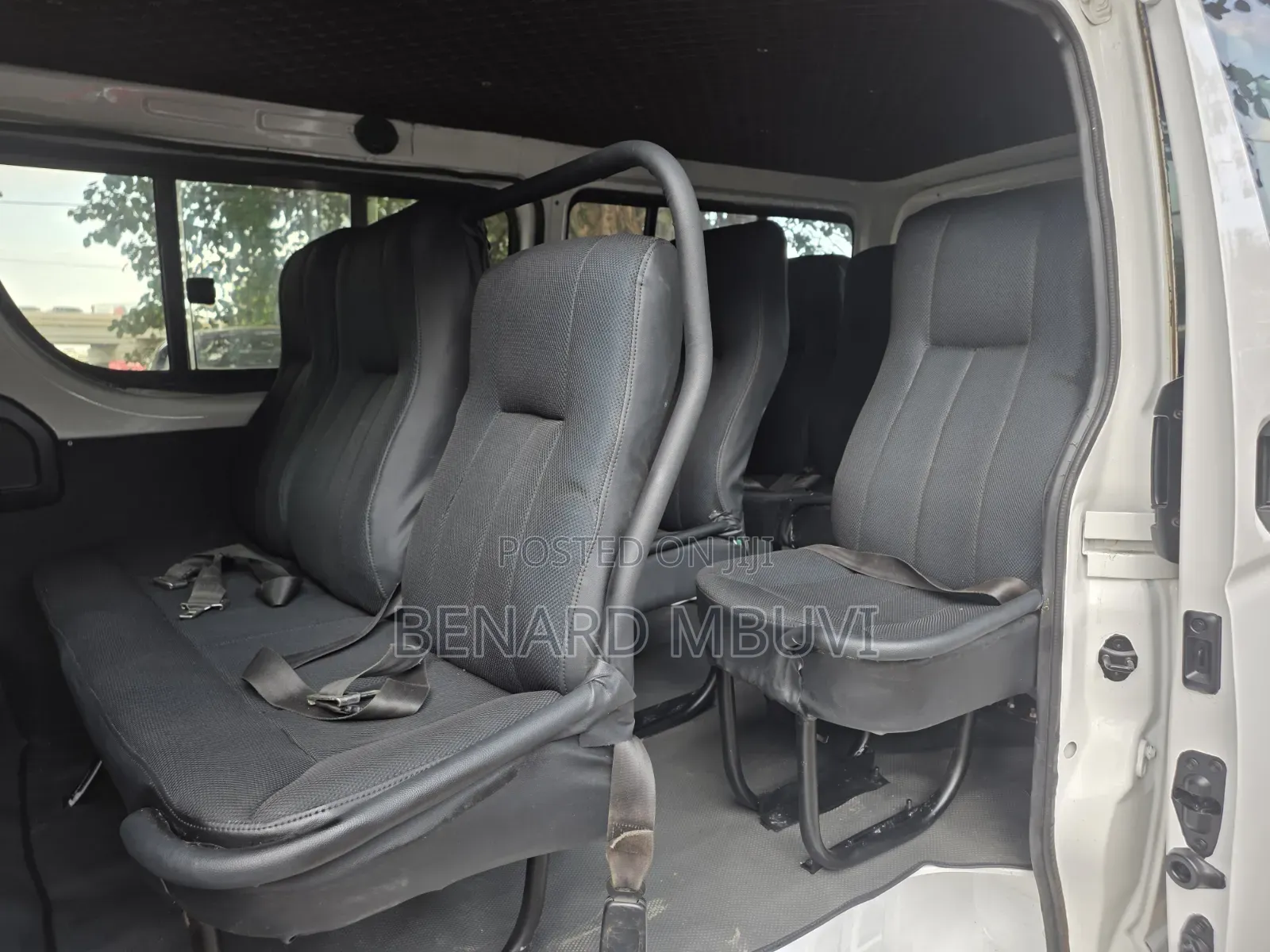 Toyota HiAce 2015 White