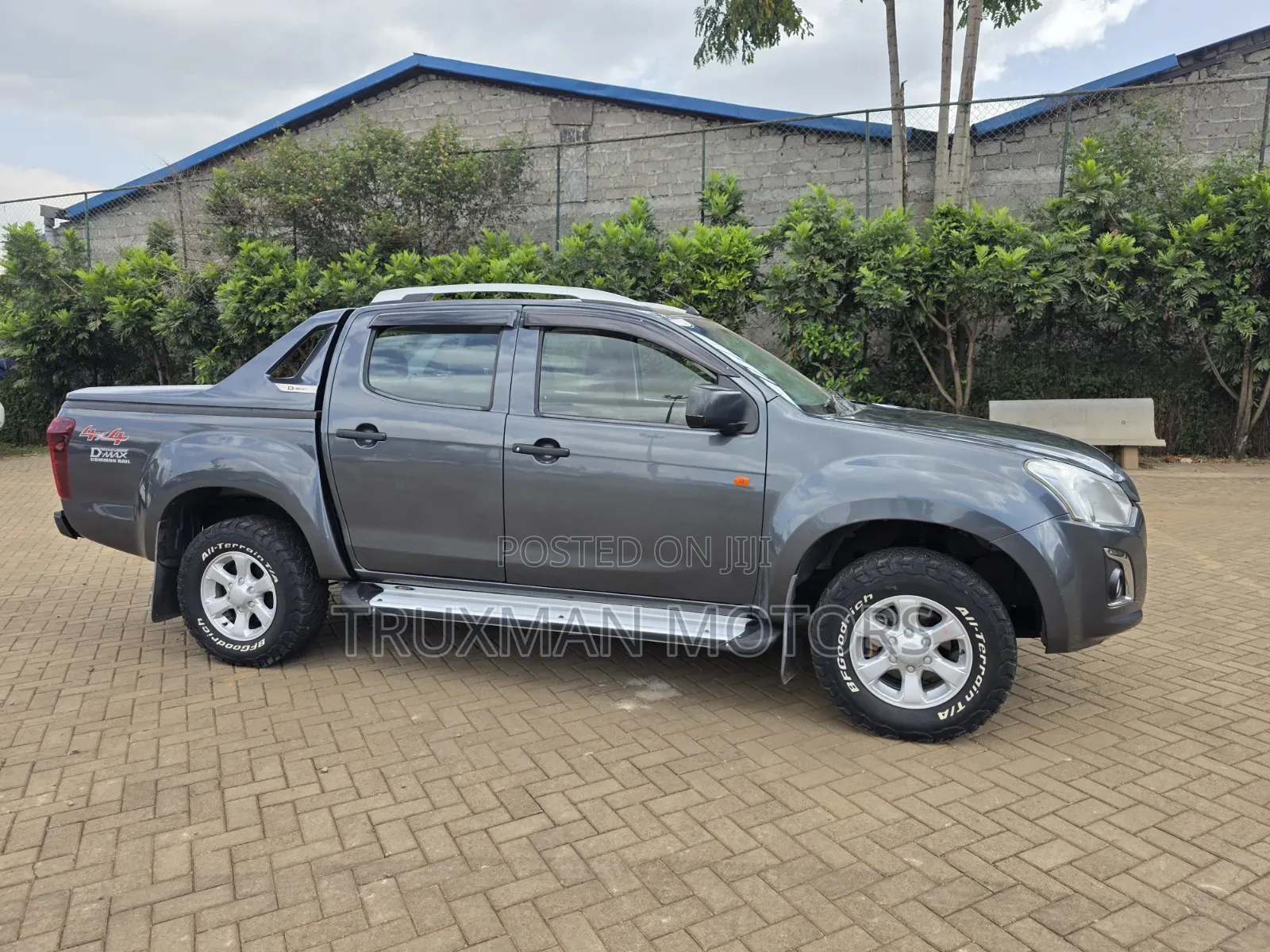 Isuzu D-MAX 2020 Gray