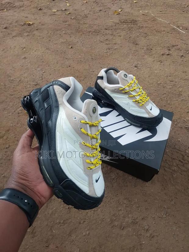 Authentic Nike Shox
