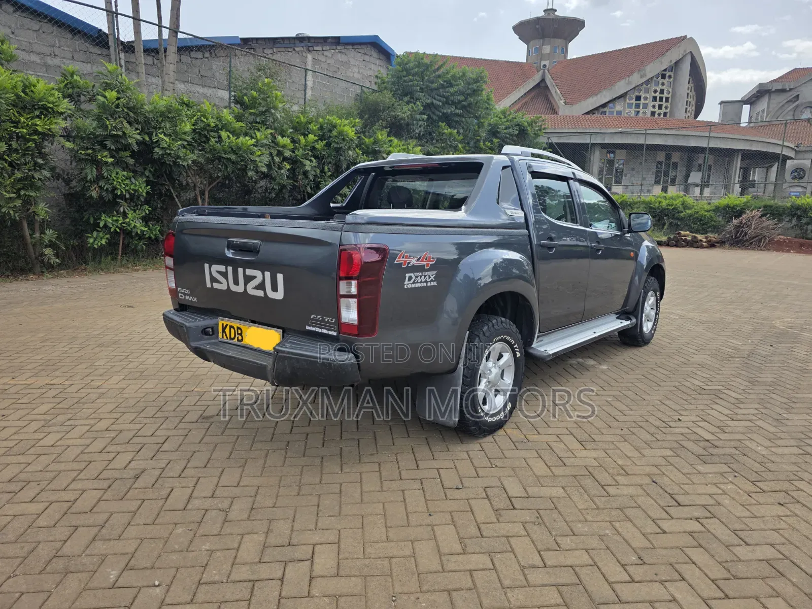 Isuzu D-MAX 2020 Gray