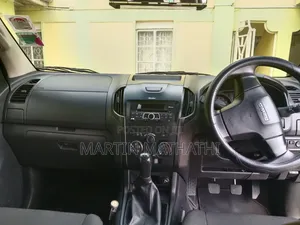 Isuzu D-MAX 2023 White