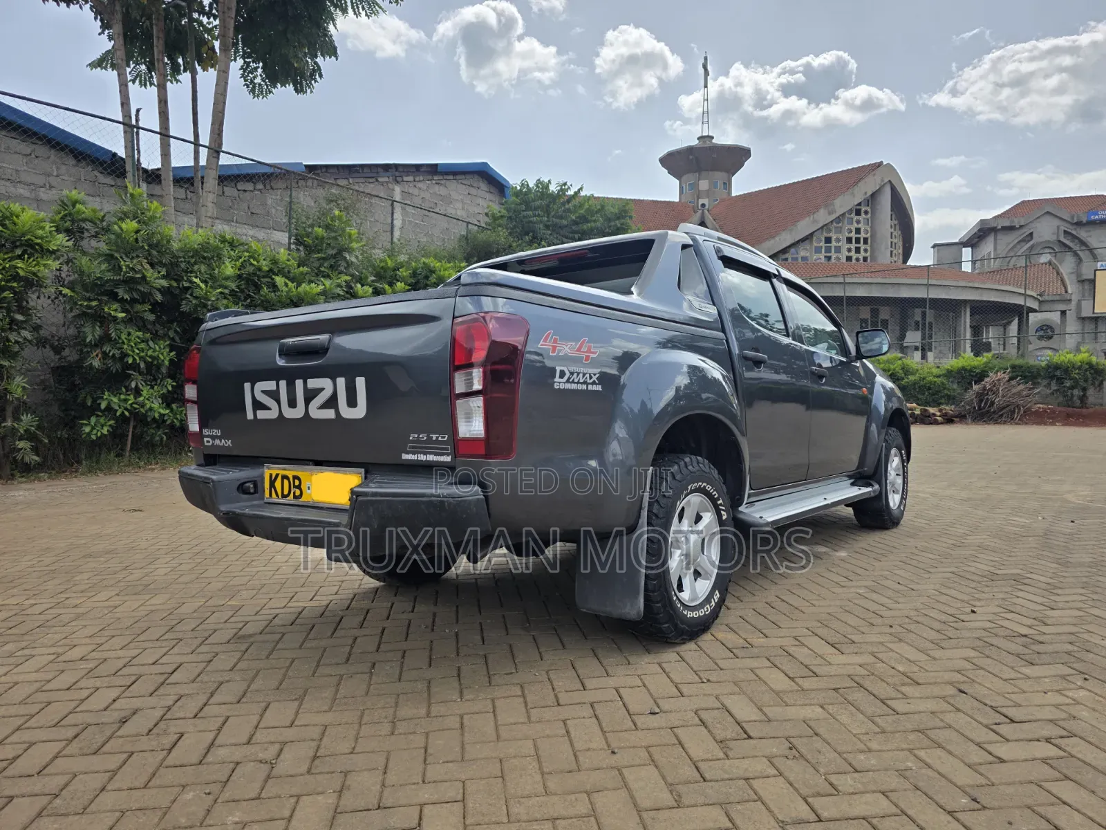 Isuzu D-MAX 2020 Gray