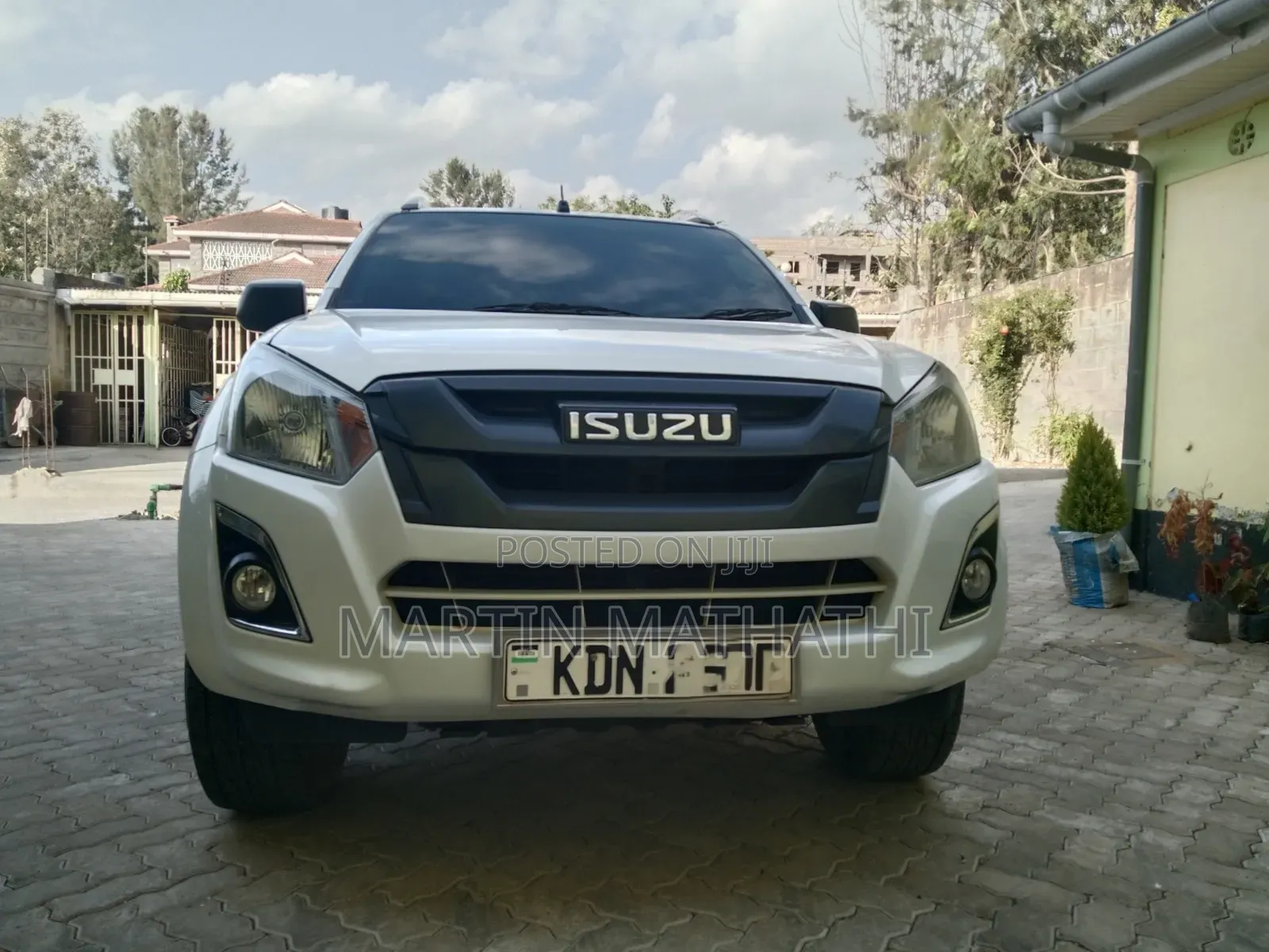 Isuzu D-MAX 2023 White