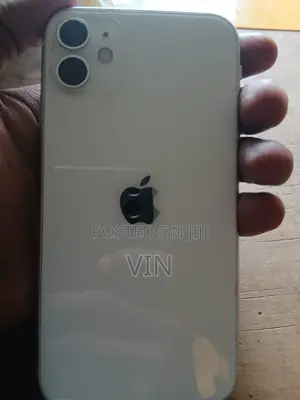 Apple iPhone 11 128 GB White
