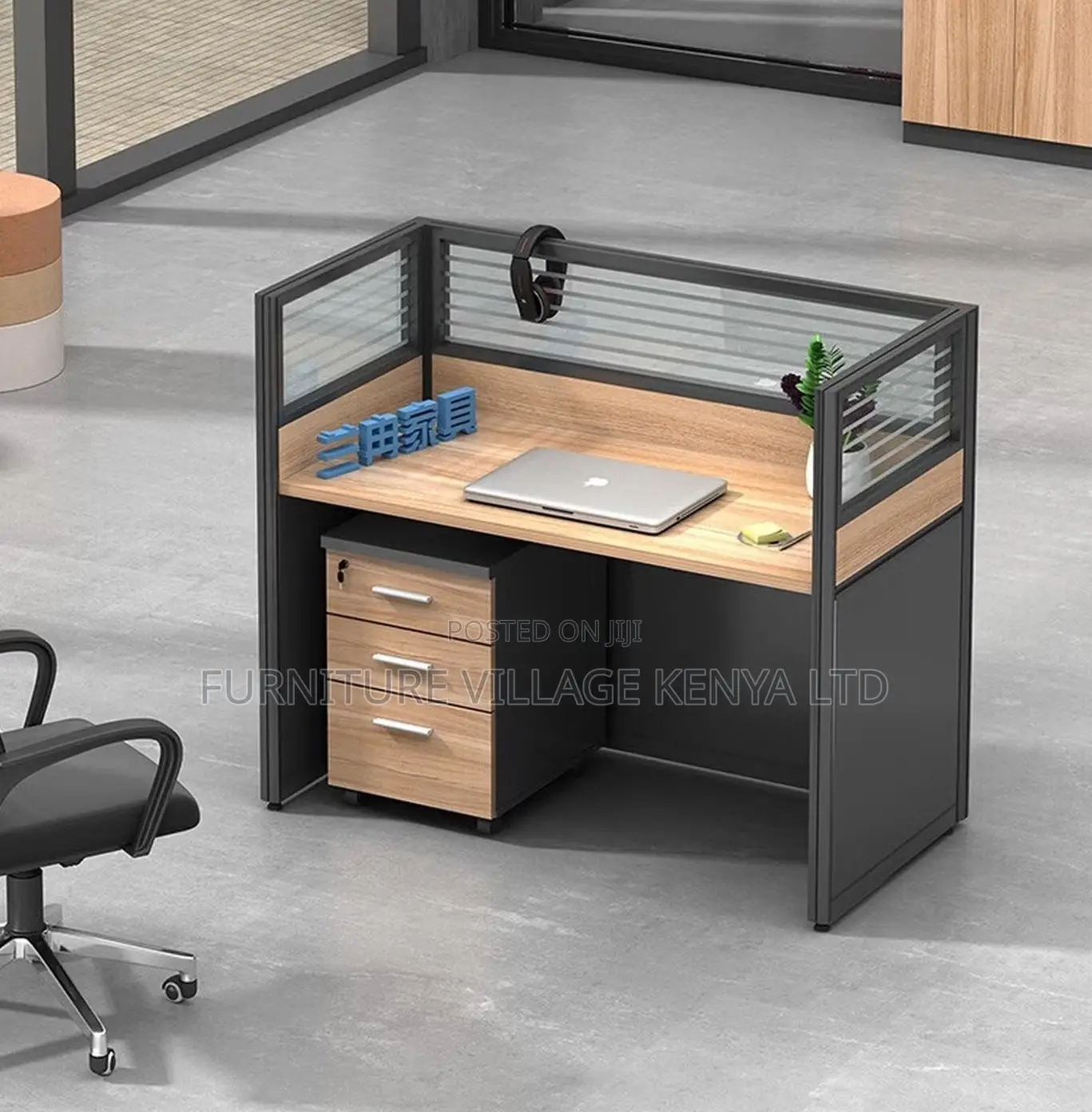 Ergonomic 1-Seater Modular Desk With Mobile Pedestal