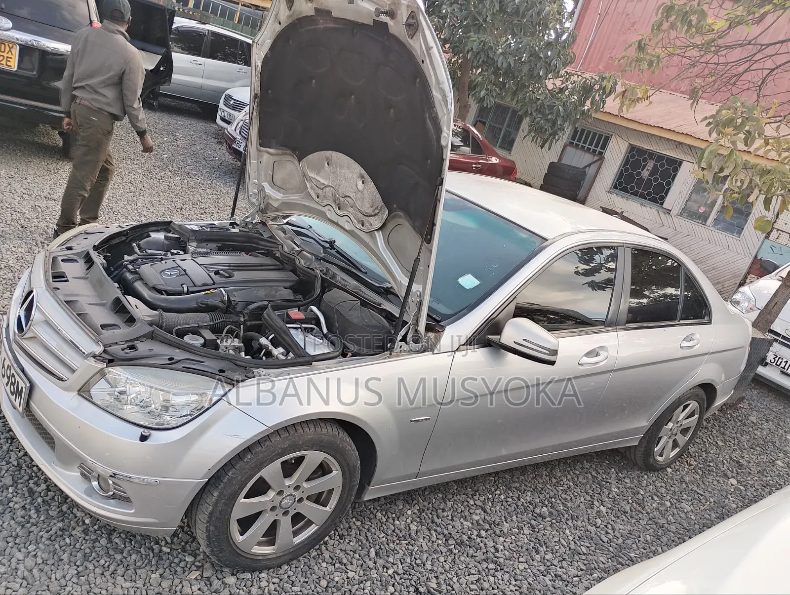 Mercedes-Benz C200 2011 Silver