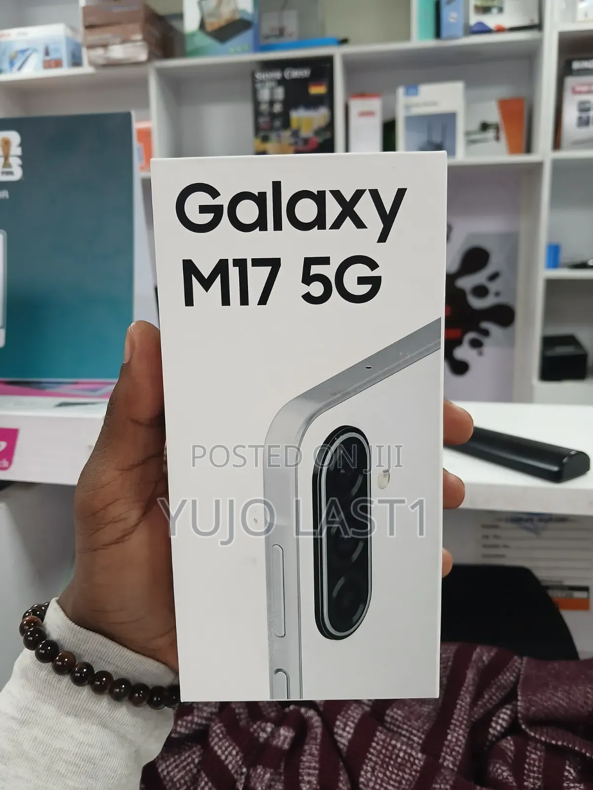 New Samsung Galaxy M17 5G 128 GB White