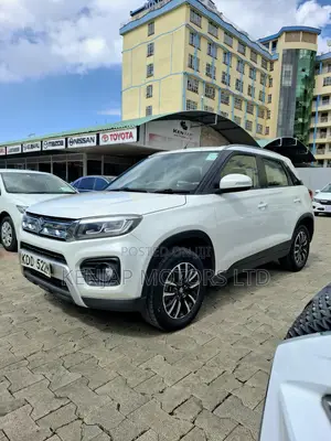 Suzuki Vitara 2021 White