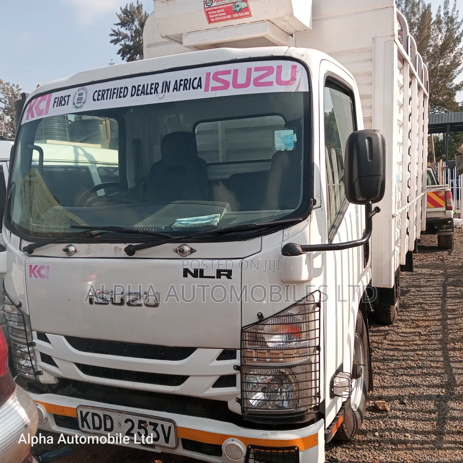 Isuzu NLR Truck
